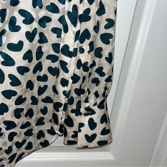 Ann Taylor long sleeve blouse cream green heart print small S - Picture 4 of 5
